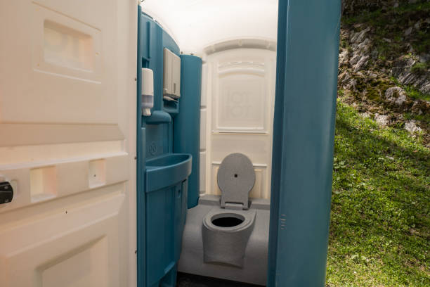 Best Best portable toilet rental  in Moorefield, WV